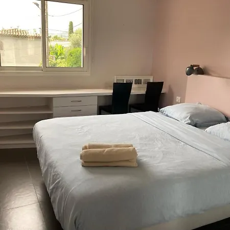 Villa Beautiful Villa, 8p, Comfort, Quiet, Beaches&center Antibes