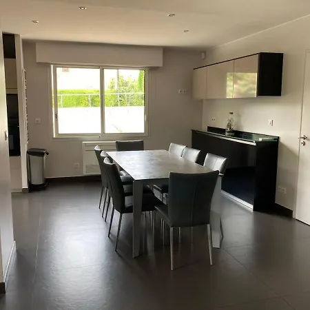 Beautiful Villa, 8p, Comfort, Quiet, Beaches&center